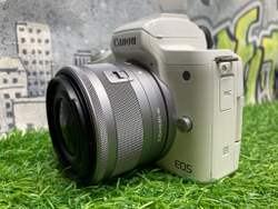 Canon EOS M50 Kit 15-45mm IS STM