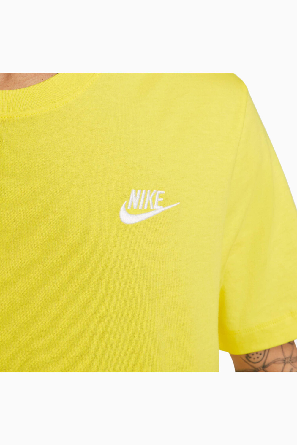 Футболка Nike Sportswear Club