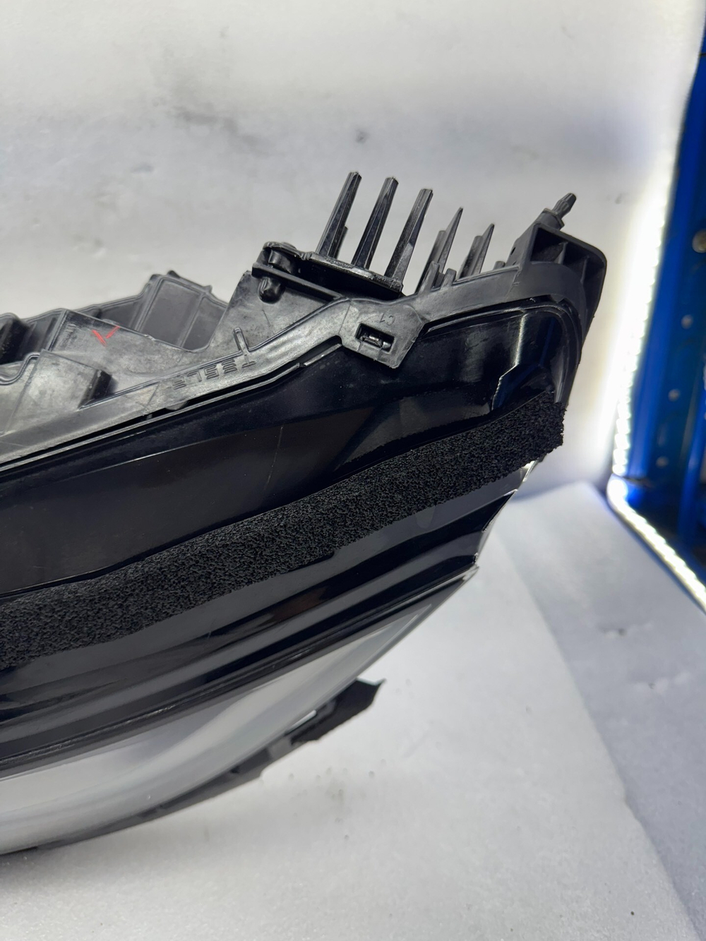 Оригинальная левая фара для Tesla Model 3 2023