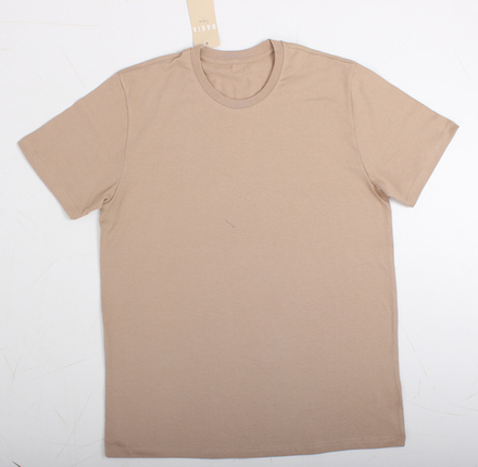 Д2073 бежевый базовая футболка мужская Basia.