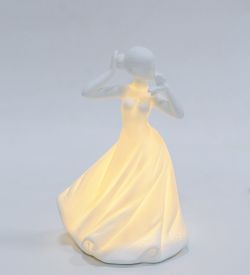 Pavone JP-186/35 Статуэтка с подсветкой «Леди»