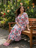 Платье Неповторимая (белое) П15499-34М LT Collection