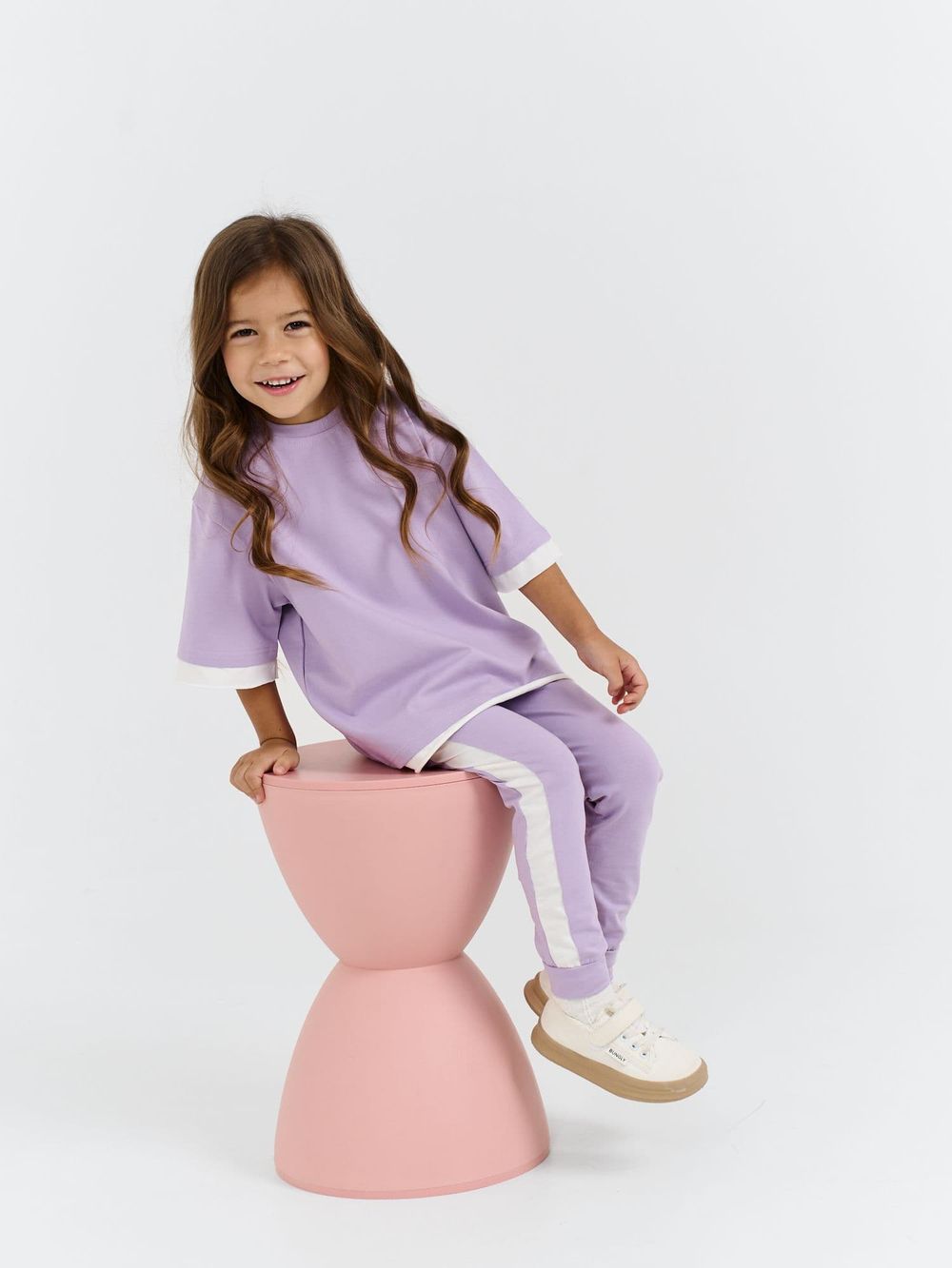 Футболка оверсайз "Лаванда" с контрастной отделкой