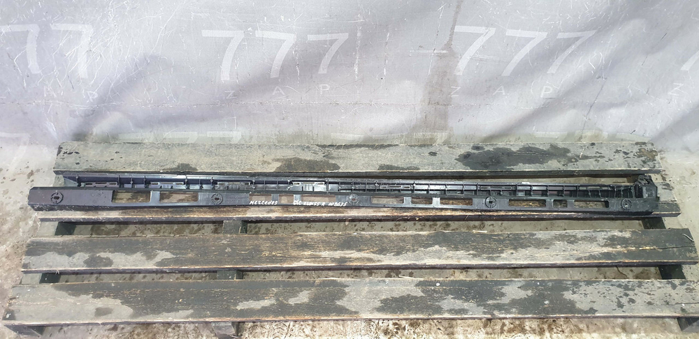 Кронштейн порога правый Mercedes GLC (X253) Б/У Оригинал A2536980227