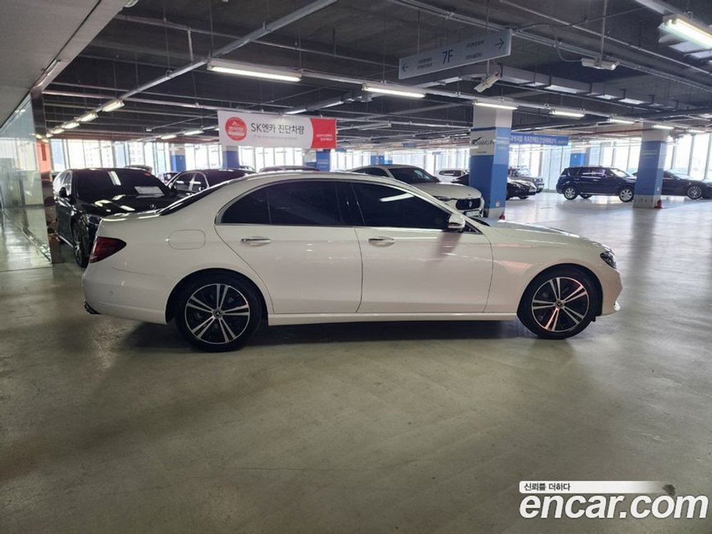 Mercedes-Benz E-Class W213 E300 Avangarde (06.2020)