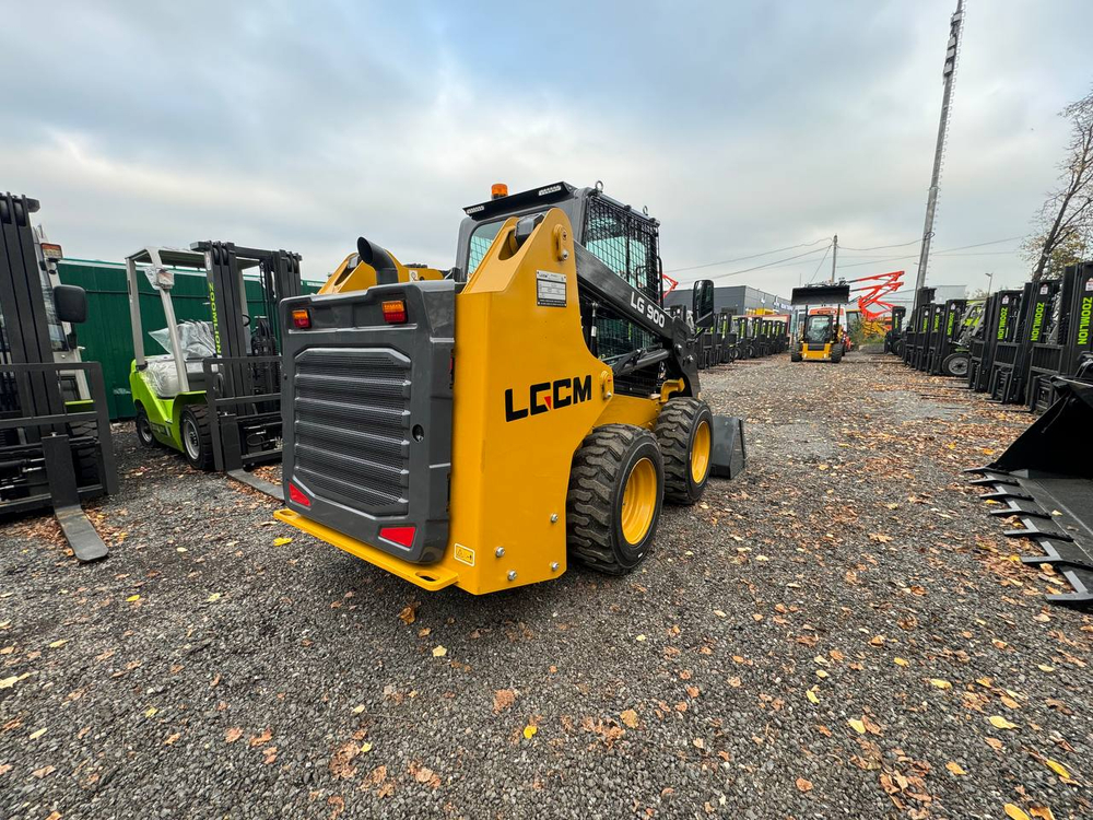 Мини-погрузчик LGCM LG900, 2026