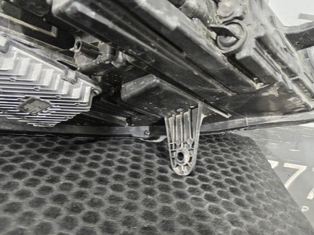 Фара левая GAC M8 23-нв Б/У Оригинал 7210011CMV0301M10