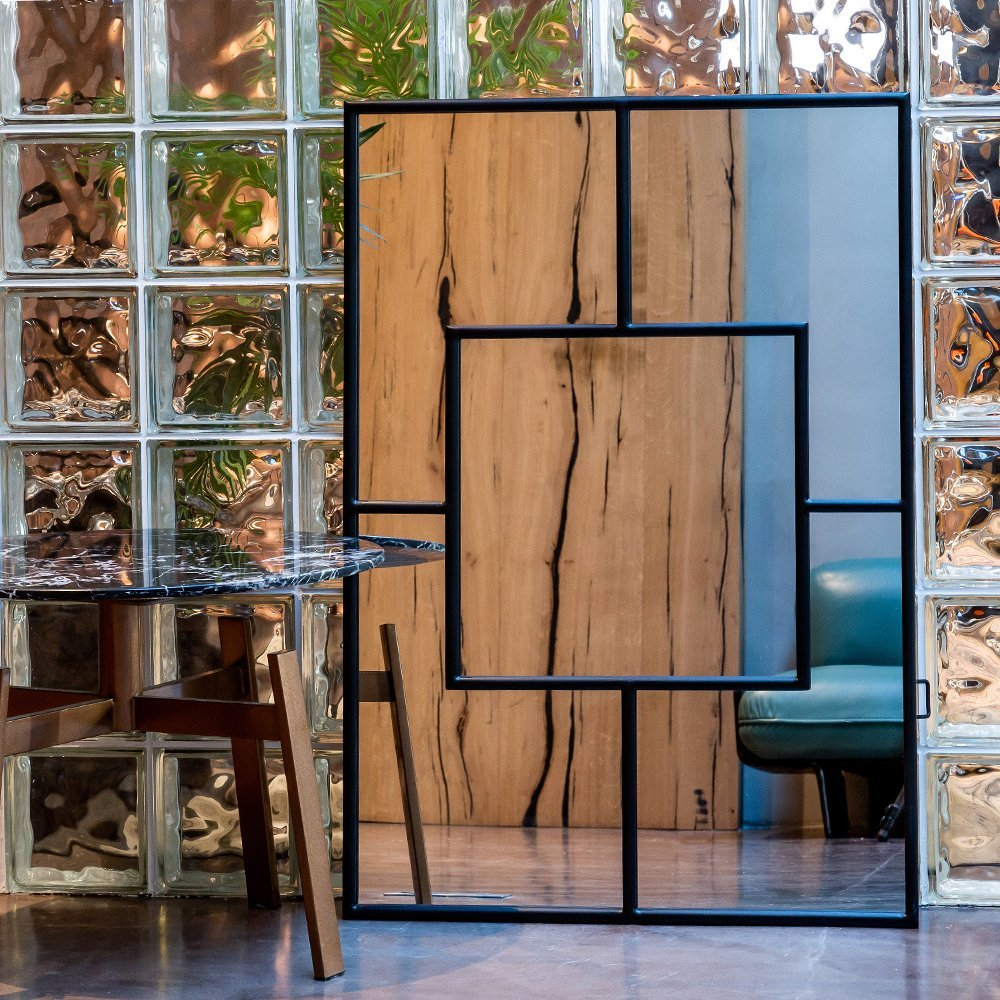 Настенное зеркало Сити Объект мечты