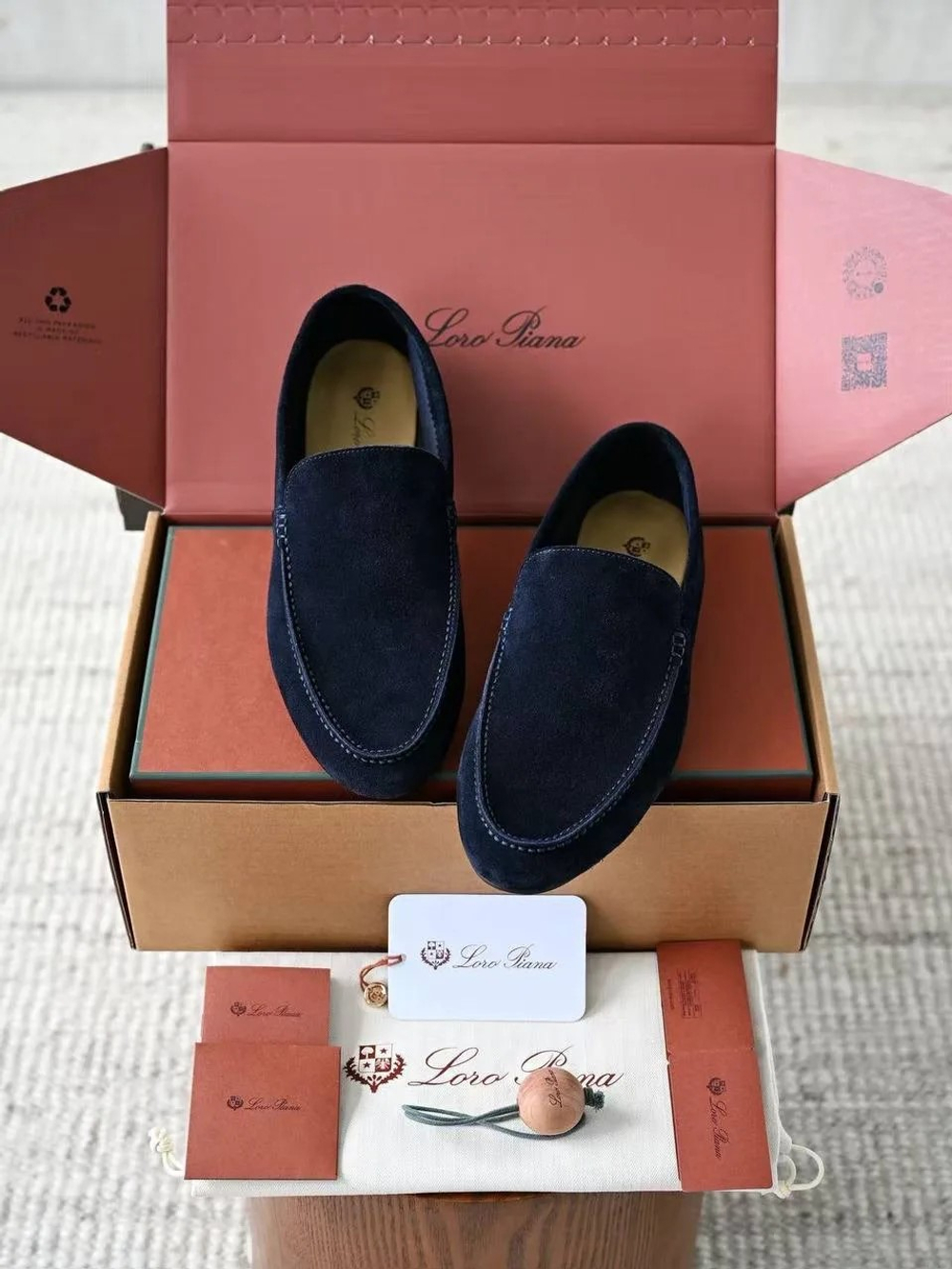 лоферы Loro Piana Anton Walk замшевые темно синие