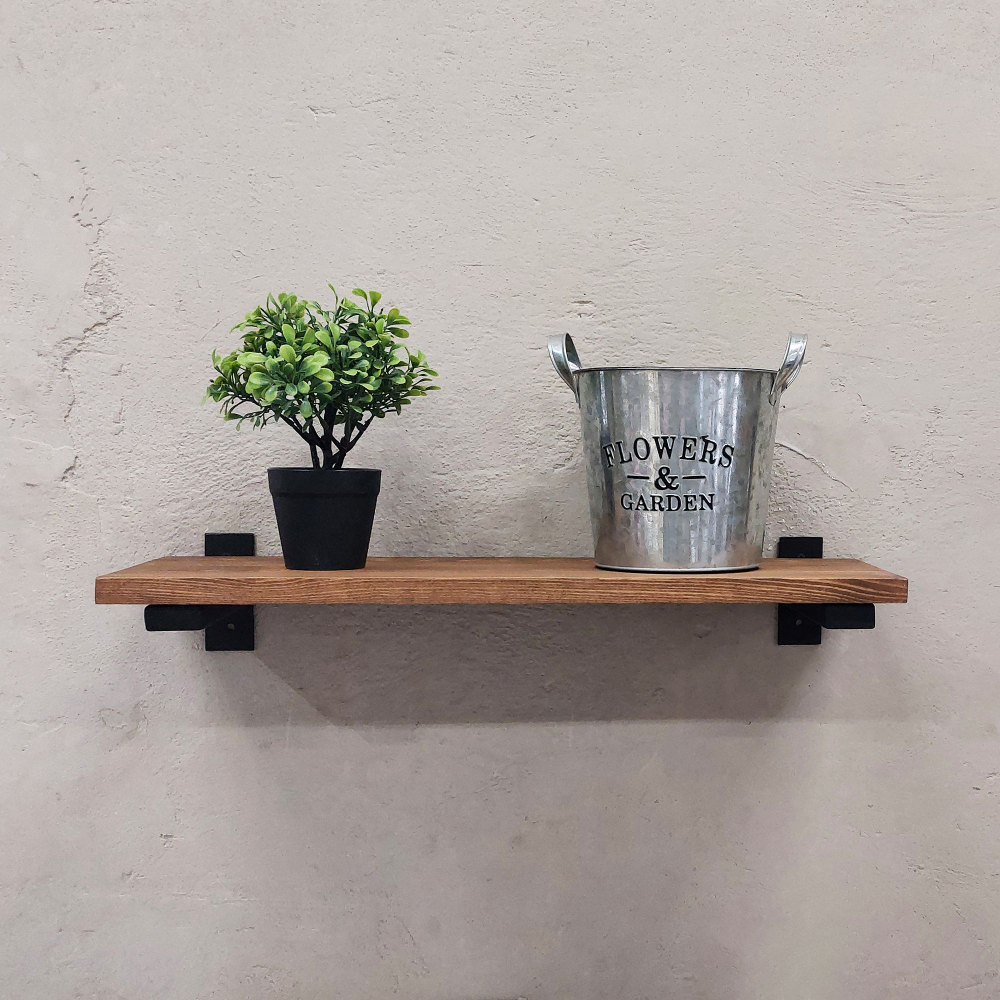 Настенные полки из натурального дерева в стиле Лофт
