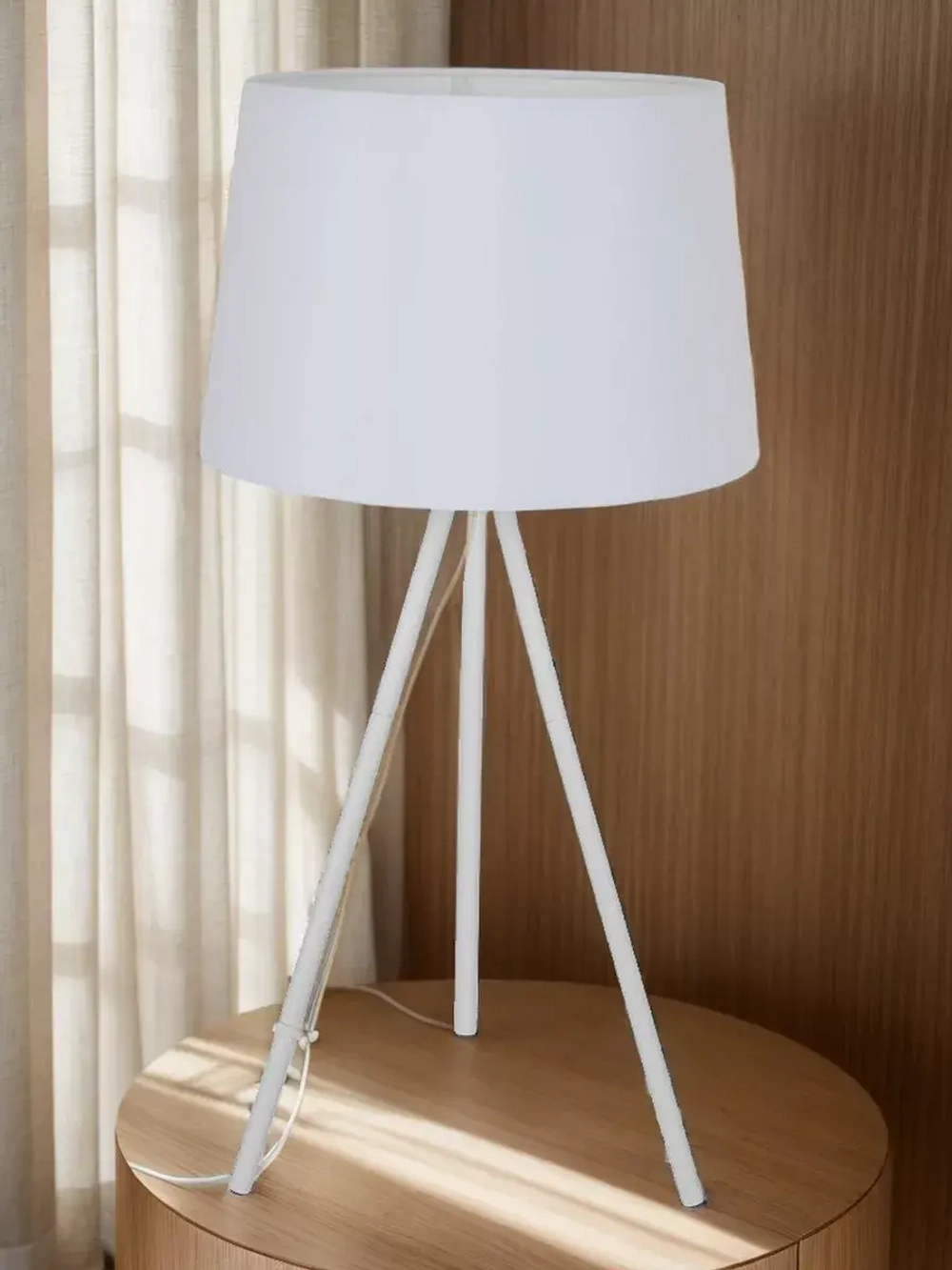 Настольная лампа JAMY E27*1*40W белый