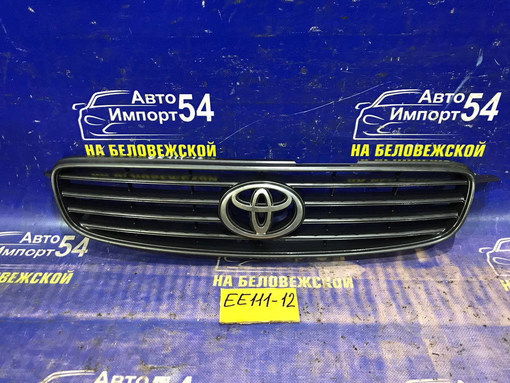 Решетка радиатора TOYOTA COROLLA 1999