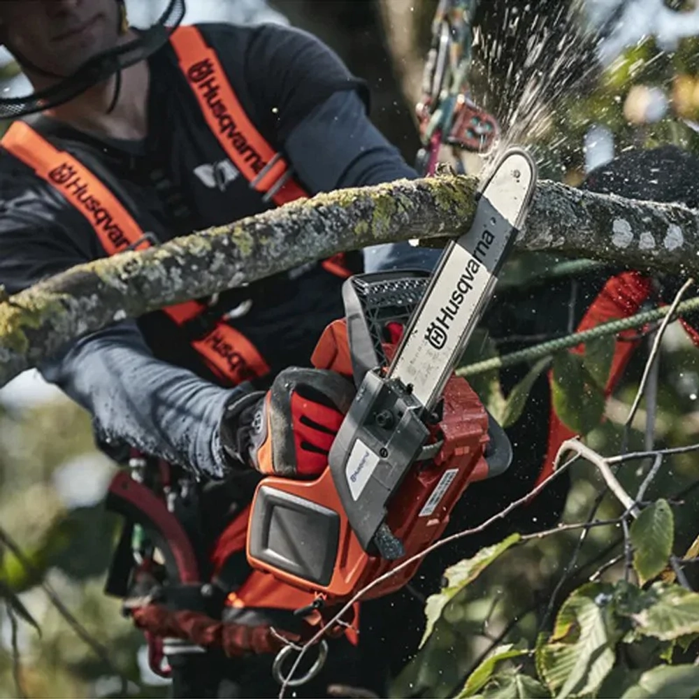 Husqvarna T535i XP аккумуляторная цепная пила (без АКБ и ЗУ) 9678939-12