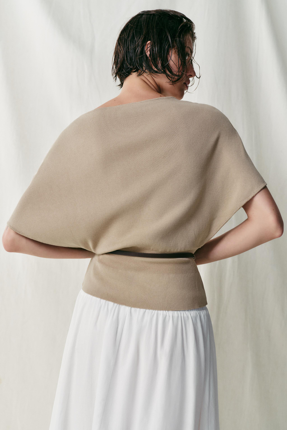 ZARA ТРИКОТАЖНЫЙ ТОП С ПОЯСОМ, ПЕСОЧНЫЙ