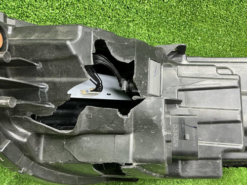 Битая Фара правая Chery Tiggo 8 Pro Max 22-нв LED