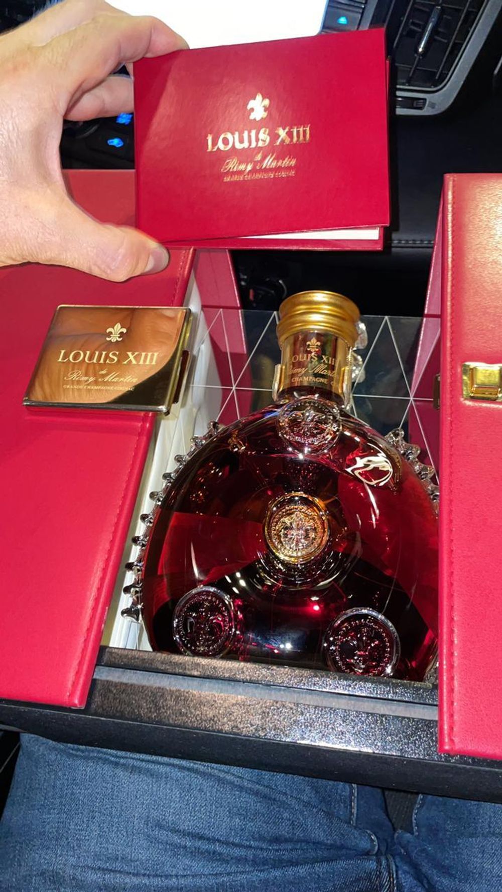 Коньяк Remy Martin Louis XIII