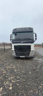 Volvo FH 6x4 Седельный тягач FH-TRUCK (Дизельный, 12,8 л, 428 л.с., АТ)
