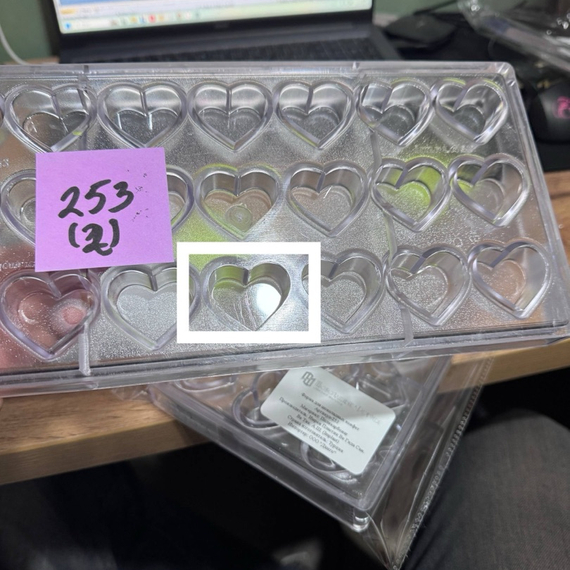 253-у | Форма для шоколадных изделий ( 275*135 мм )