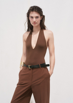 Прямые брюки с посадкой на талии