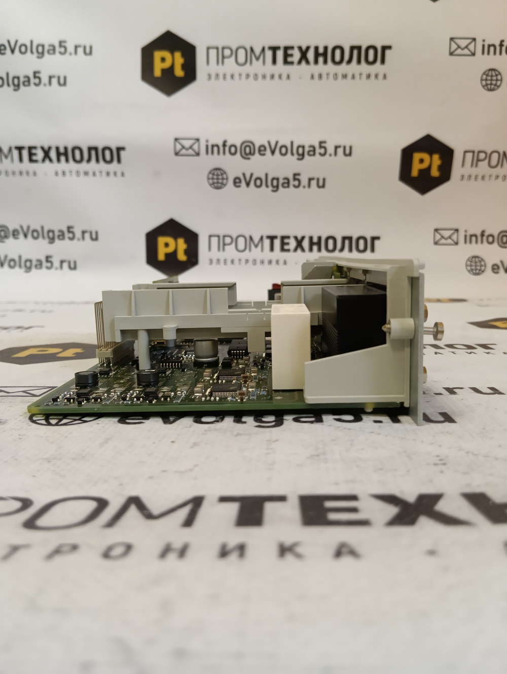 Siemens 6SN1118-1NH01-0AA1 новое