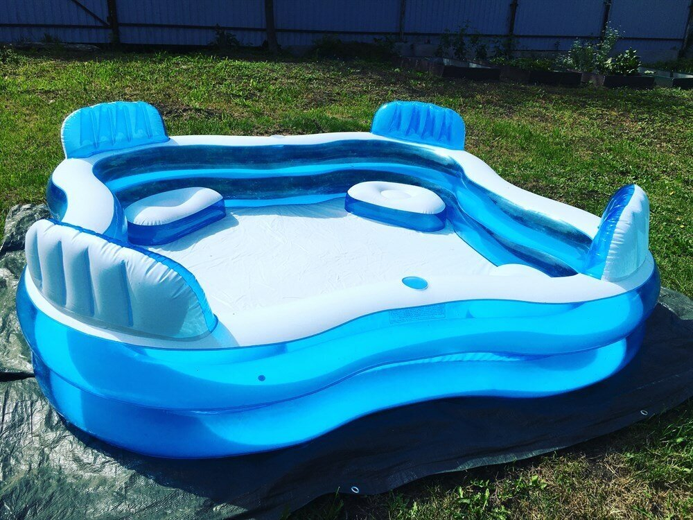 Бассейн надувной Intex 56475 Swim Center Family Lounge 229х229х66 см / Квадратный бассейн Интекс с сиденьями и спинками для дачи и отдыха