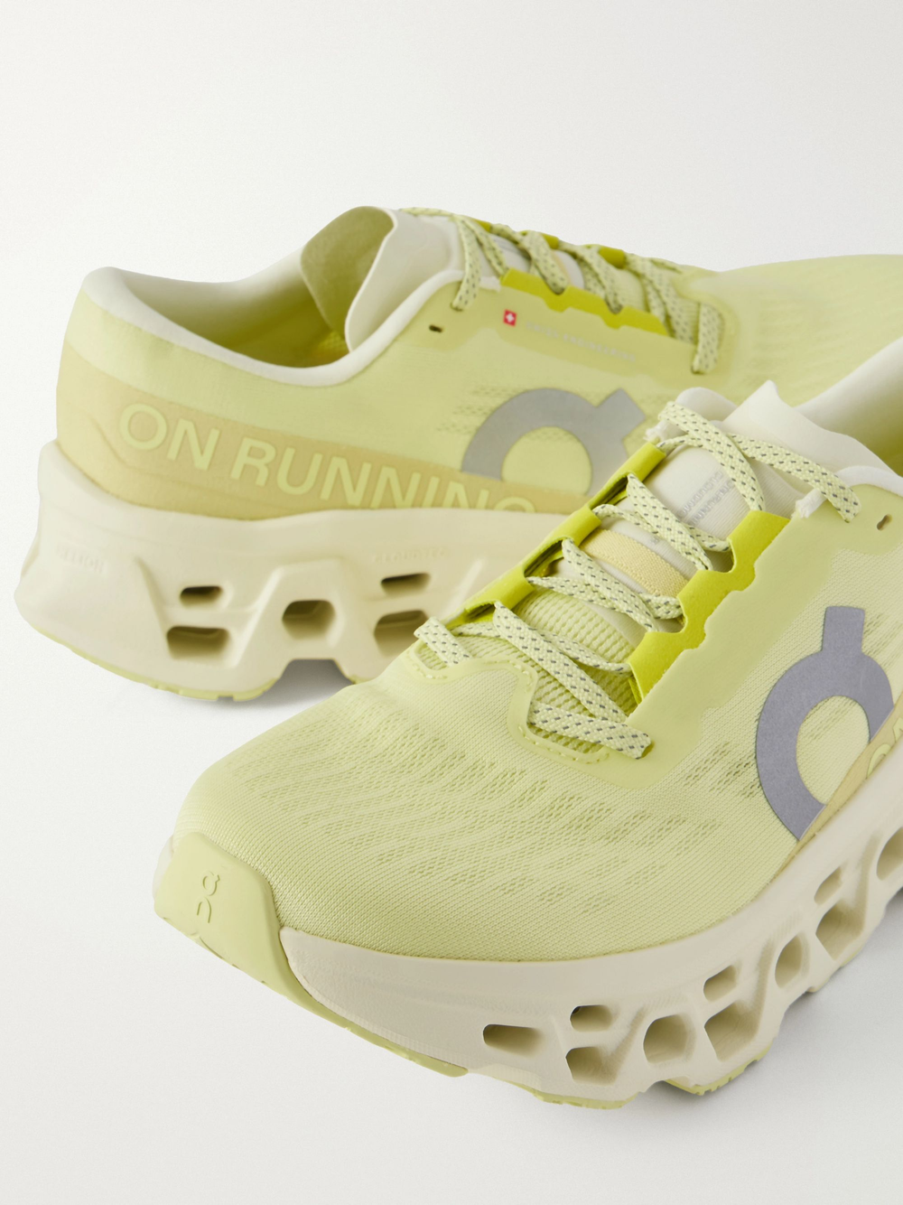 Женские Кроссовки On Cloudmonster 3 - Lime green