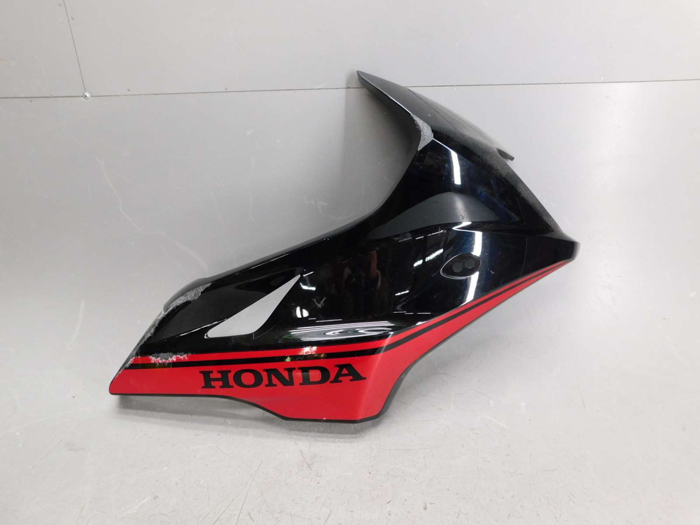 Пластик передний правый Honda CB1300 Boldor SC54 64221-MFP-9000 031279