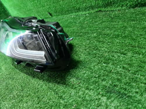 Фара правая Jaguar F-PACE (2020-н.в.) LED