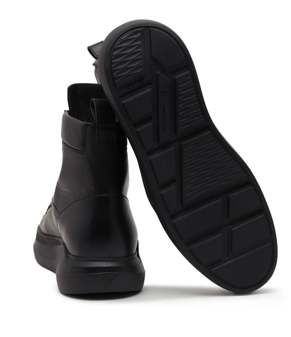 Кожаная обувь cr smaug logoball Giuseppe Zanotti - черный(IU20038)