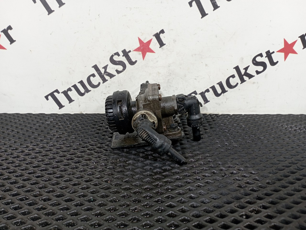 Клапан выпускной