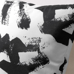 TURILL Подушка, белый/черный 35x35 см