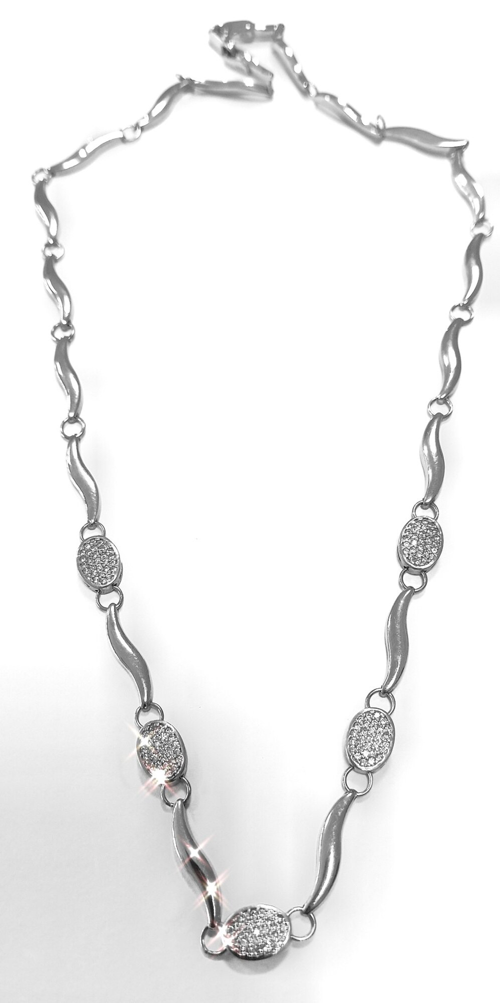 Ювелирное колье из серебра 925 пробы с фианитами,размер 45см