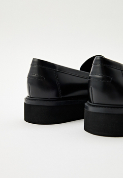 Лоферы женские GUESS BAYLON