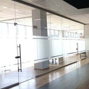 Плёнки полупрозрачные декоративные