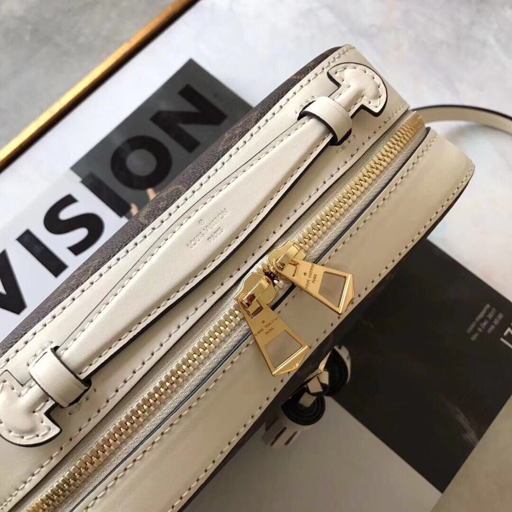 Louis Vuitton Saintonge