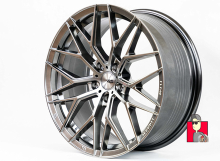 Комплект дисков Vossen 3323 FlowForm 18x8 et35 5x114.3