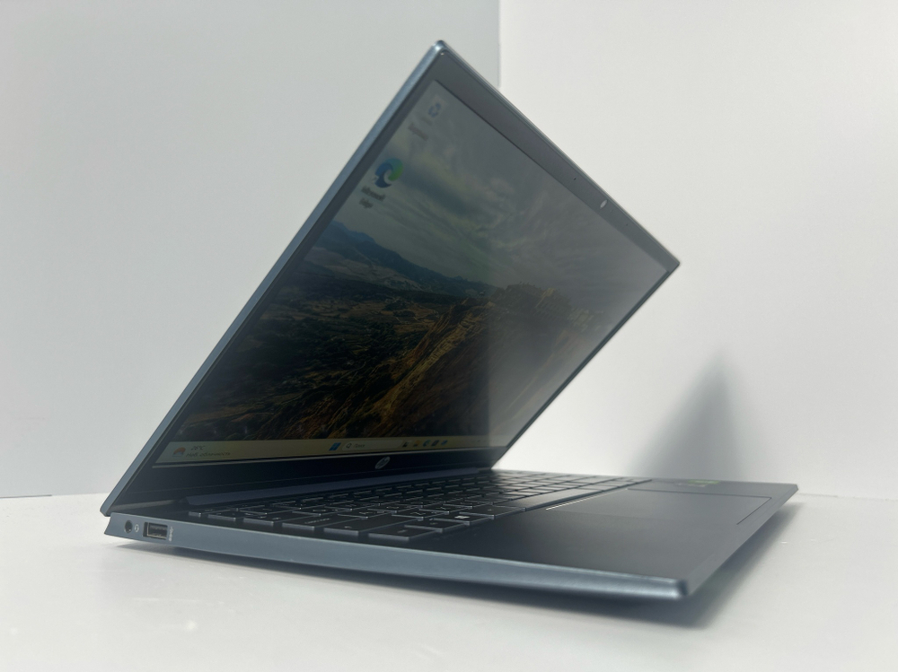 Ноутбук HP Pavilion 14-ec0002ur (491U8EA) 14"/AMD Ryzen 5 5500U/RAM 8 GB/SSD 512 GB/GF MX450 2G/1920x1080/IPS/Windows 10/Подсветка кл-ры:LED/синий. Состояние: B2