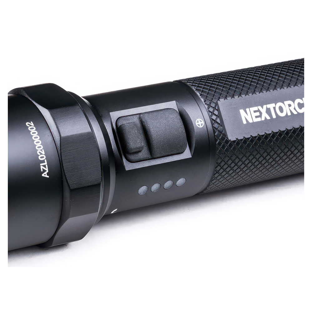 Фонарь Nextorch P80 One-step Strobe Duty Flashlight — удобная зарядка через USB Type-C и четырёхдиодный индикатор уровня заряда
