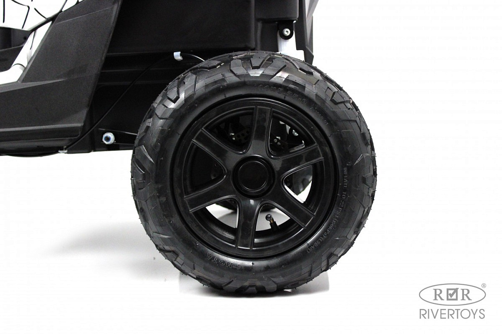 Детский электромобиль RiverToys M222MM белый
