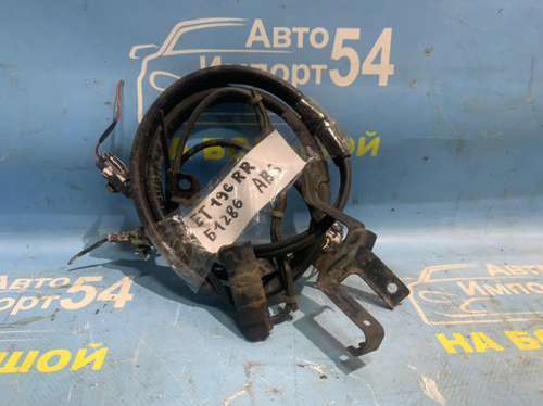 Датчик ABS задний правый TOYOTA CALDINA 1992-1997