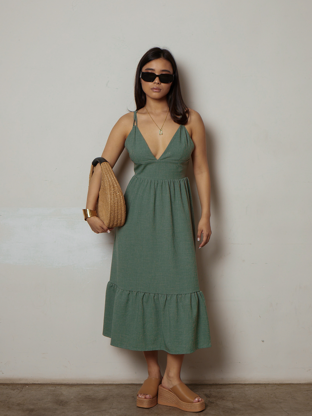 Сарафан льняной с воланом