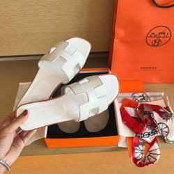 Hermes Oran Sandal