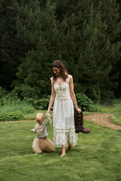 Юбка-миди с кружевом