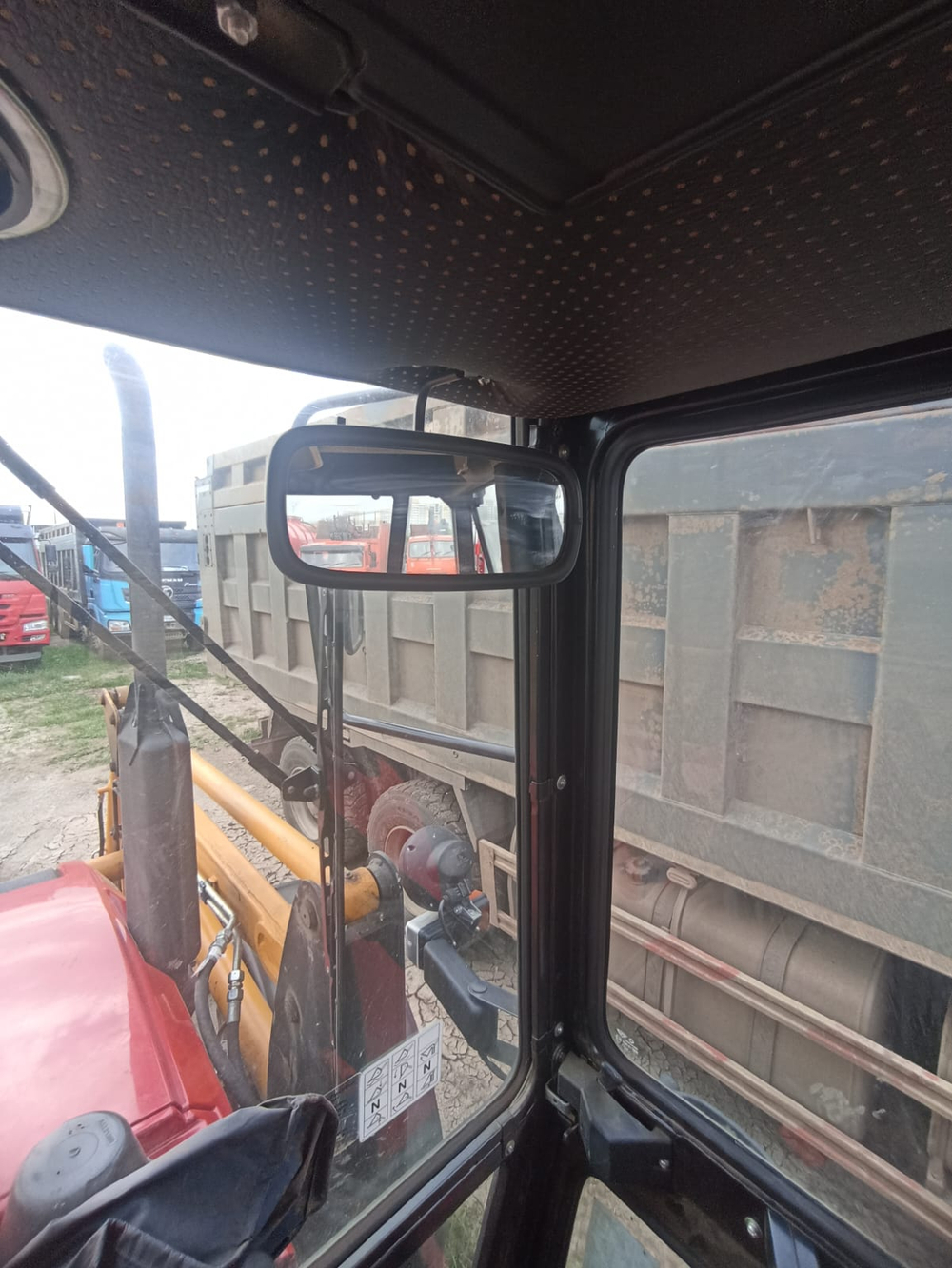 МТЗ Беларус 92П Экскаватор-погрузчик ДЭМ-1145 (Дизельный, 4,8 л, 88 л.с., МТ)