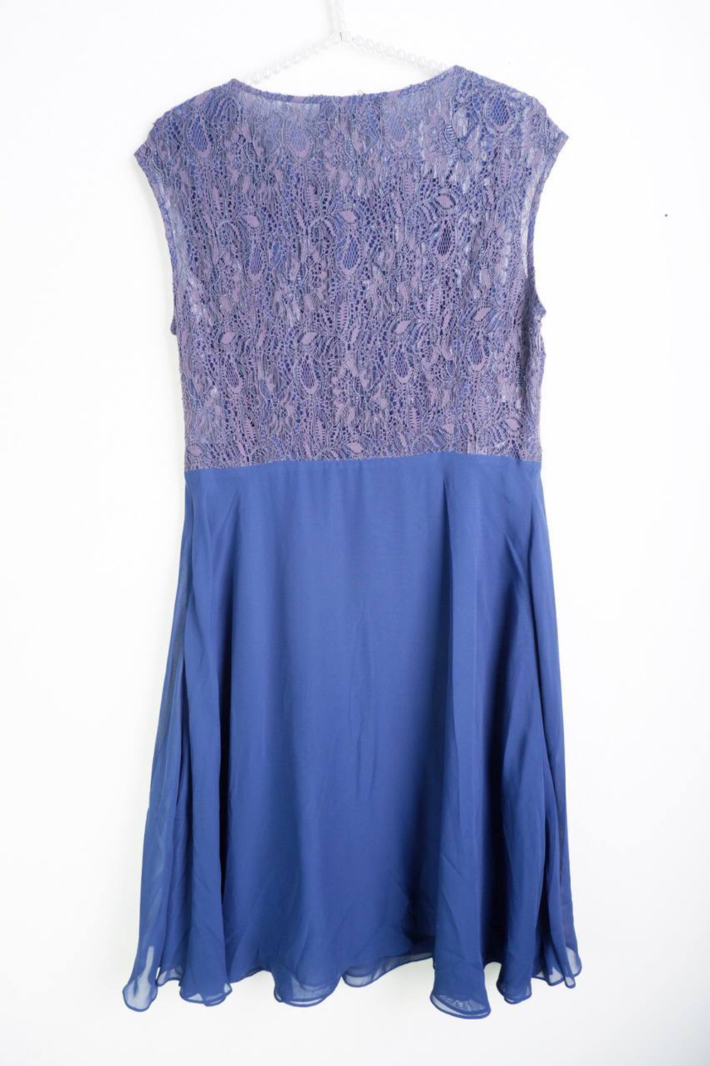 Платье Glance красивое, маркировка 164-92-100, визуально на 46 размер, новое