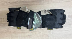 Перчатки механик лето беспалые. По 12 пар.