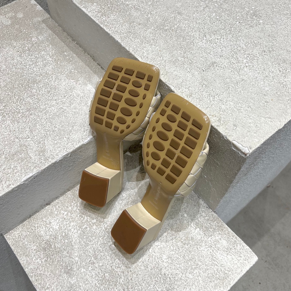 Bottega Veneta Parco Mule
