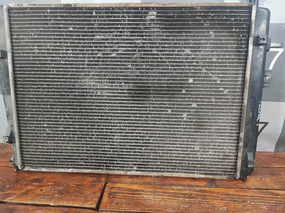 Радиатор двигателя Hyundai Tucson 1 (JM) 04-10 Б/У Оригинал 253102E170