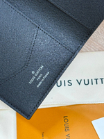 Обложка для паспорта Louis Vuitton