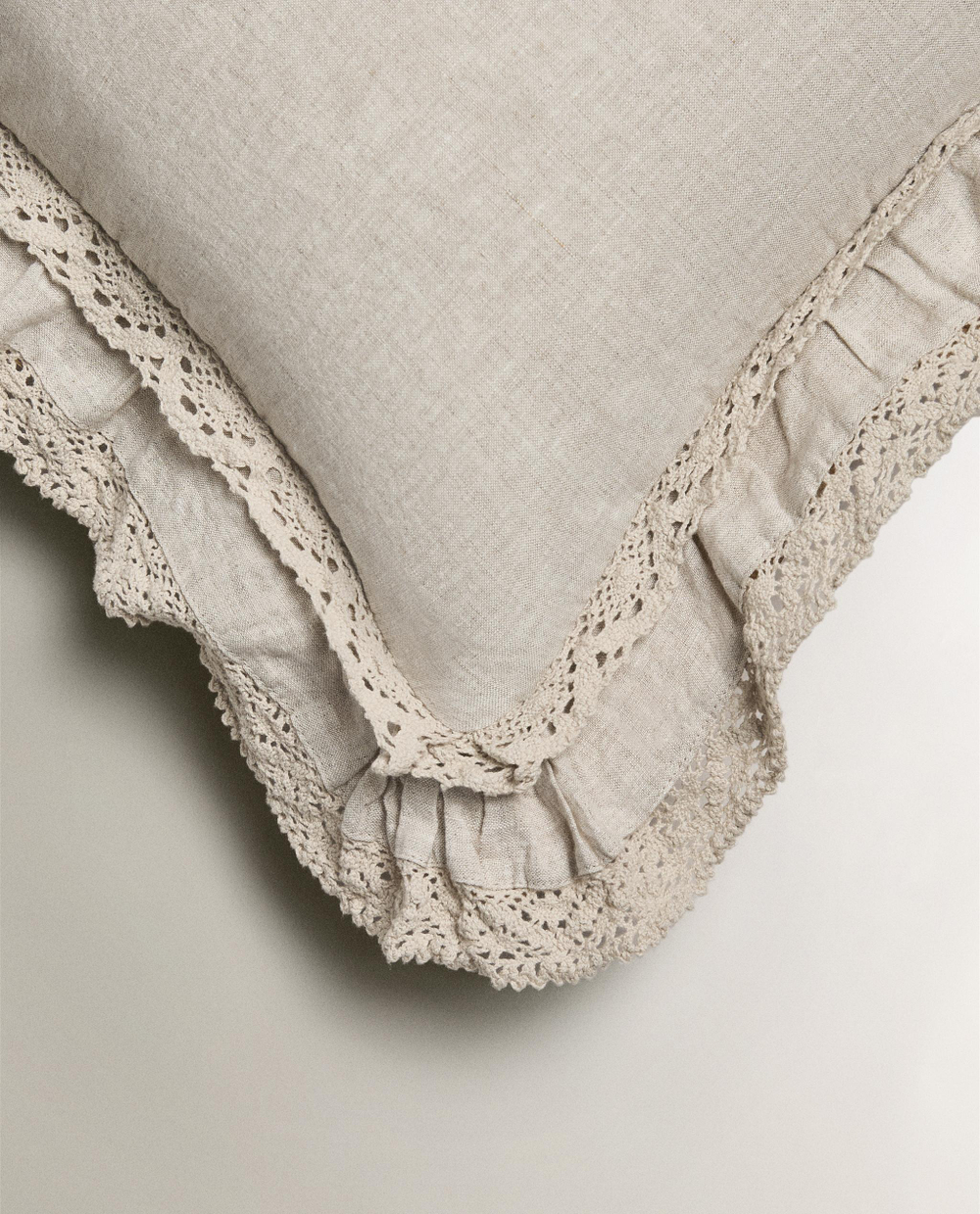 Zara Home наволочка декоративная из льна, светло-бежевый, 50x50 см